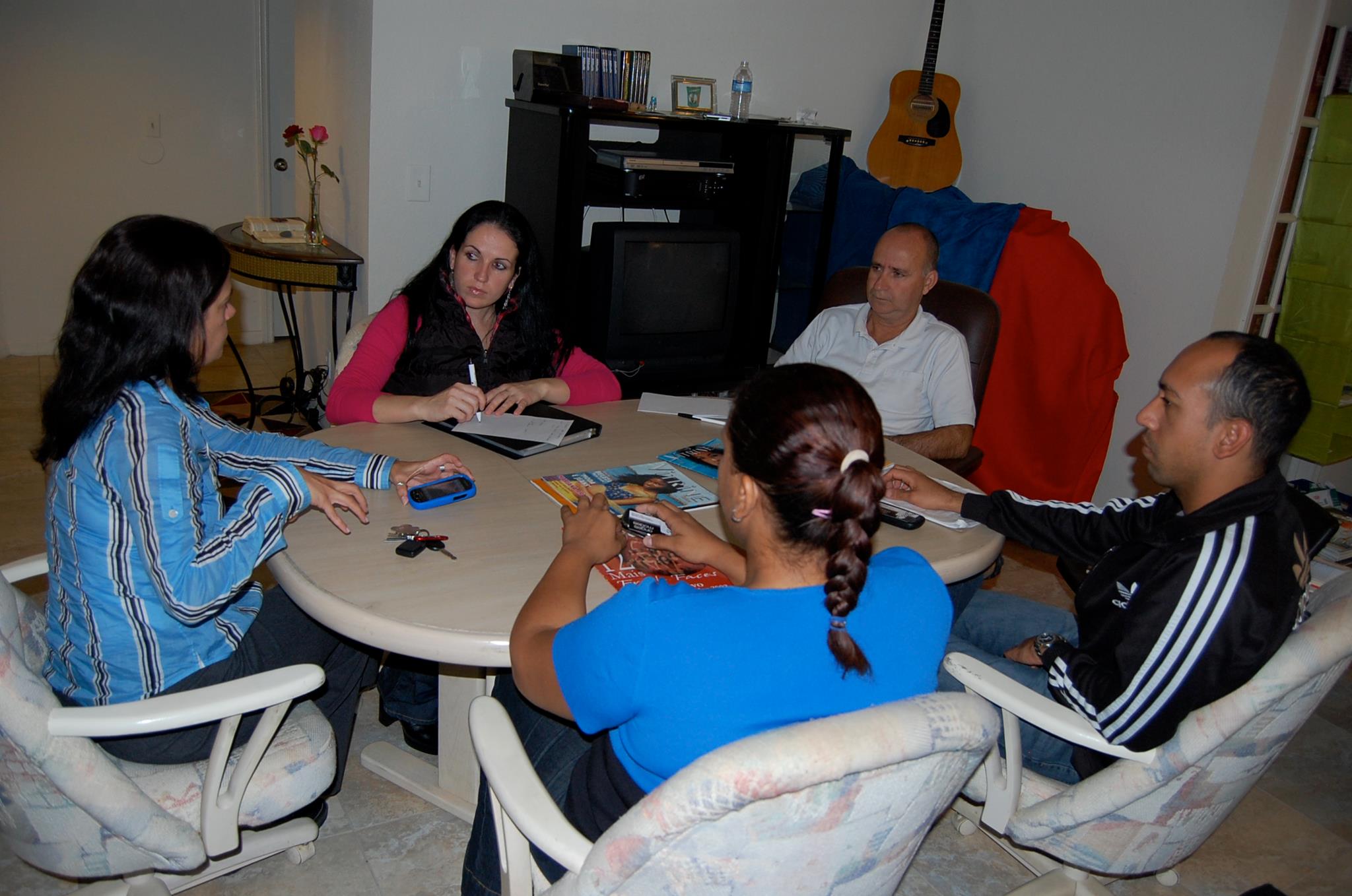 Edvaldo Medeiros em mentoria personalizada em grupo com líderes em Pompano Beach USA