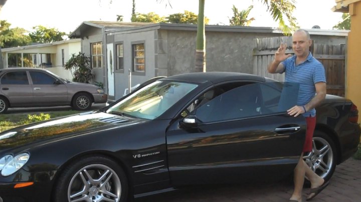 Edvaldo Medeiros em Miami indo para a praia em Deerfield Beach